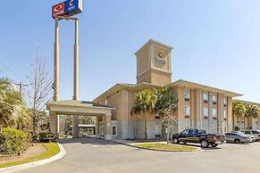 Comfort Inn & Suites Airport Convention Center