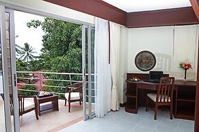 Samui First House Hotel