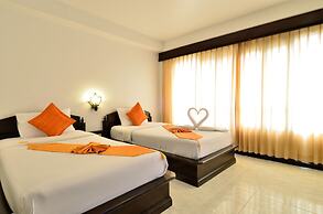 Samui First House Hotel