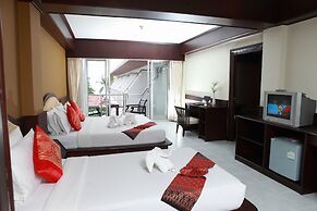 Samui First House Hotel