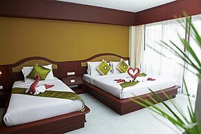 Samui First House Hotel