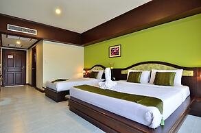 Samui First House Hotel