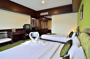 Samui First House Hotel