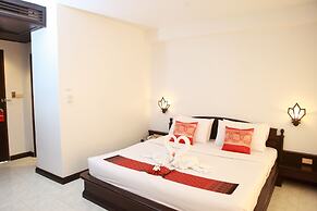 Samui First House Hotel