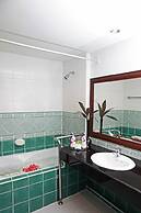 Samui First House Hotel