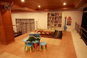 Samui First House Hotel