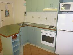 Palm Cove Tropic Apartments