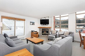 Lake Placid Lodge by Whiski Jack