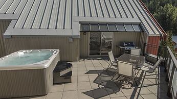 Lake Placid Lodge by Whiski Jack