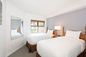 Lake Placid Lodge by Whiski Jack