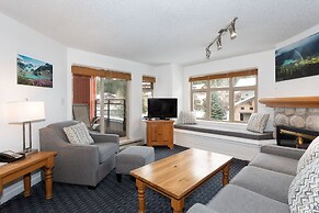 Lake Placid Lodge by Whiski Jack