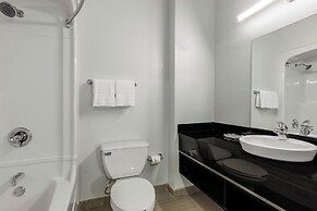 Studio 6 Mississauga, ON - Toronto