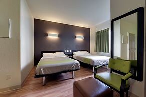 Studio 6 Mississauga, ON - Toronto