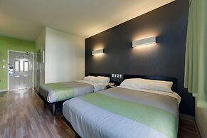 Studio 6 Mississauga, ON - Toronto