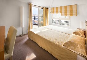 Cannes Croisette Prestige