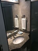 San Diego Suites Lourdes