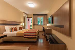 Hotel Deville Express Guaíra