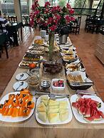 Harbor Self Buriti Suites Hotel