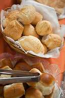 Harbor Self Buriti Suites Hotel