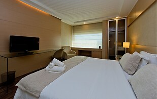 Majestic Palace Hotel