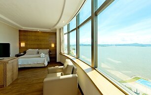 Majestic Palace Hotel