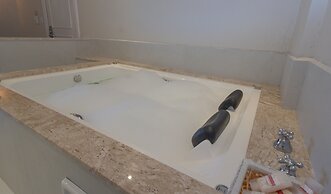 Lizon Curitiba Hotel