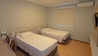 Lizon Curitiba Hotel