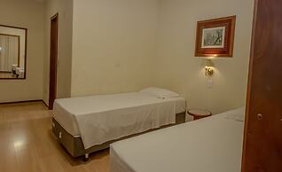 Lizon Curitiba Hotel