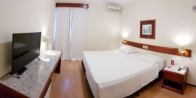 Lizon Curitiba Hotel