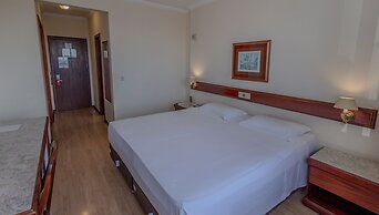 Lizon Curitiba Hotel