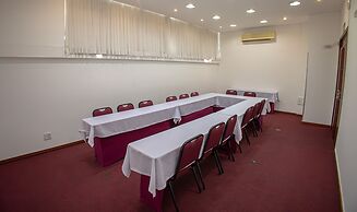 Lizon Curitiba Hotel