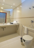 Lizon Curitiba Hotel