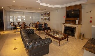 Lizon Curitiba Hotel