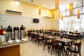 Hotel Golden Park Campinas Viracopos By Nacional Inn