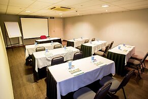 Hotel Golden Park Campinas Viracopos By Nacional Inn
