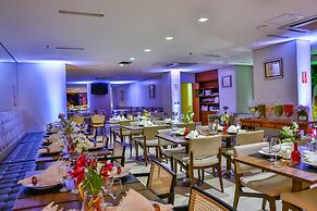 San Marino Suite Hotel