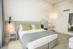 Vain Boutique Hotel