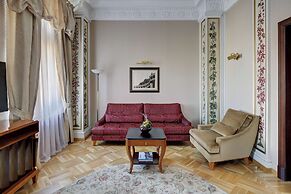 Hilton Moscow Leningradskaya