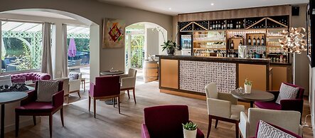 Logis Hôtels- Hôtel et Restaurant Domaine de Fompeyre