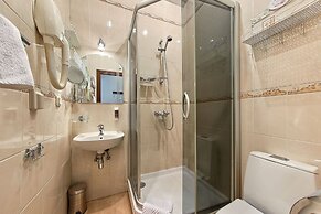 Antares by Center Hotels