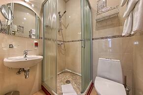 Antares by Center Hotels