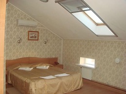 Letuchaya Mysh Hotel