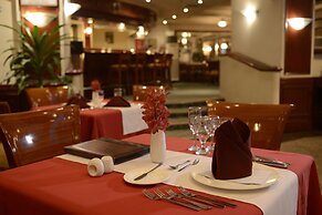 Grand Regal Hotel Davao