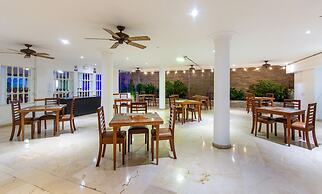 Hotel Playa Club