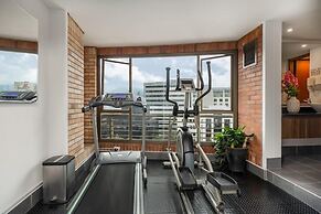 Leblón Suites Hotel