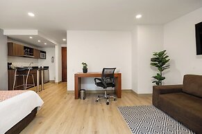 Leblón Suites Hotel