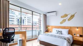 Leblón Suites Hotel