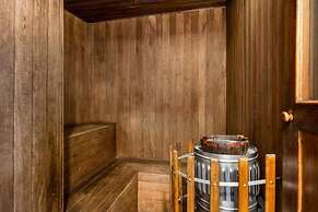 Leblón Suites Hotel