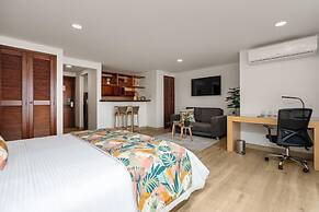 Leblón Suites Hotel