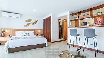 Leblón Suites Hotel